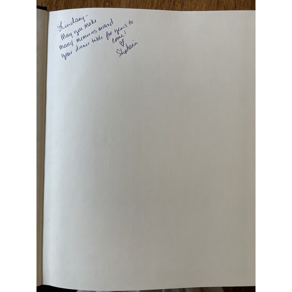 Magnolia Table A Collection of‎ Recipes for Gathering Joanna Gaines Cookbook - Picture 7 of 7